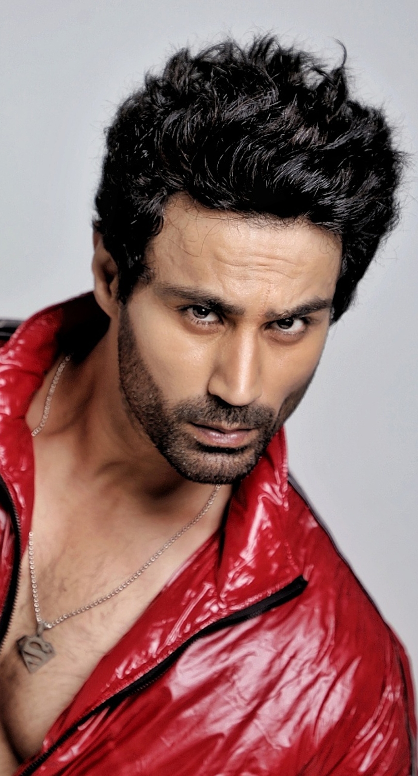 Indian fashion male model karan oberoi in 2026
